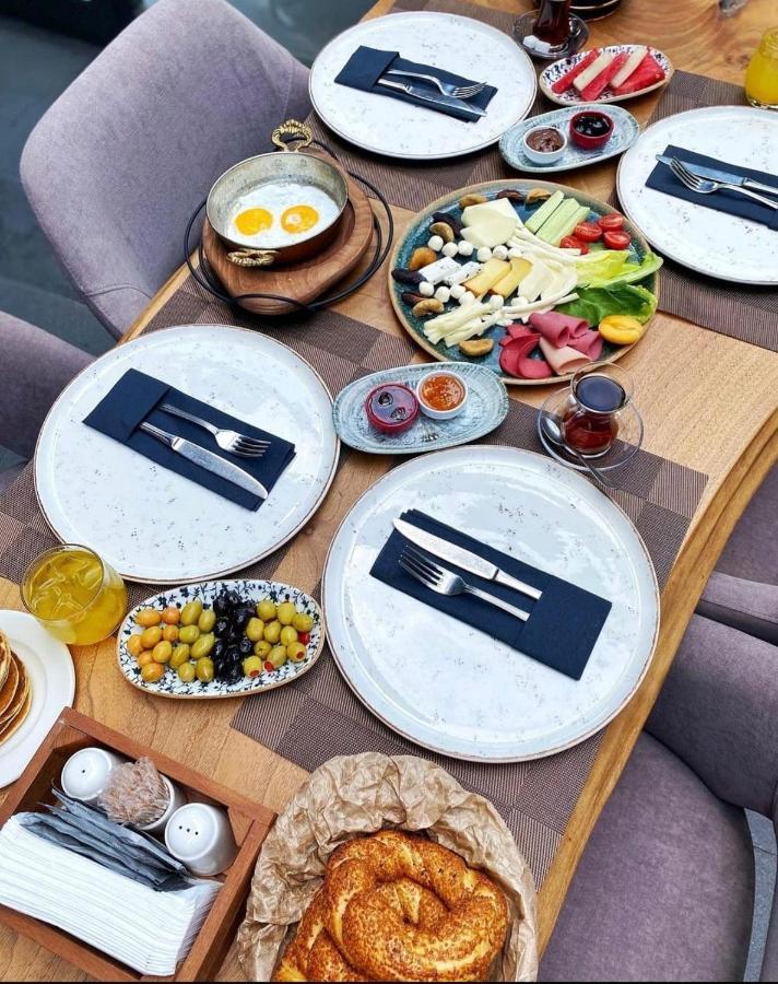 Cher Hotel & Spa Taksim Стамбул Экстерьер фото A typical Turkish breakfast