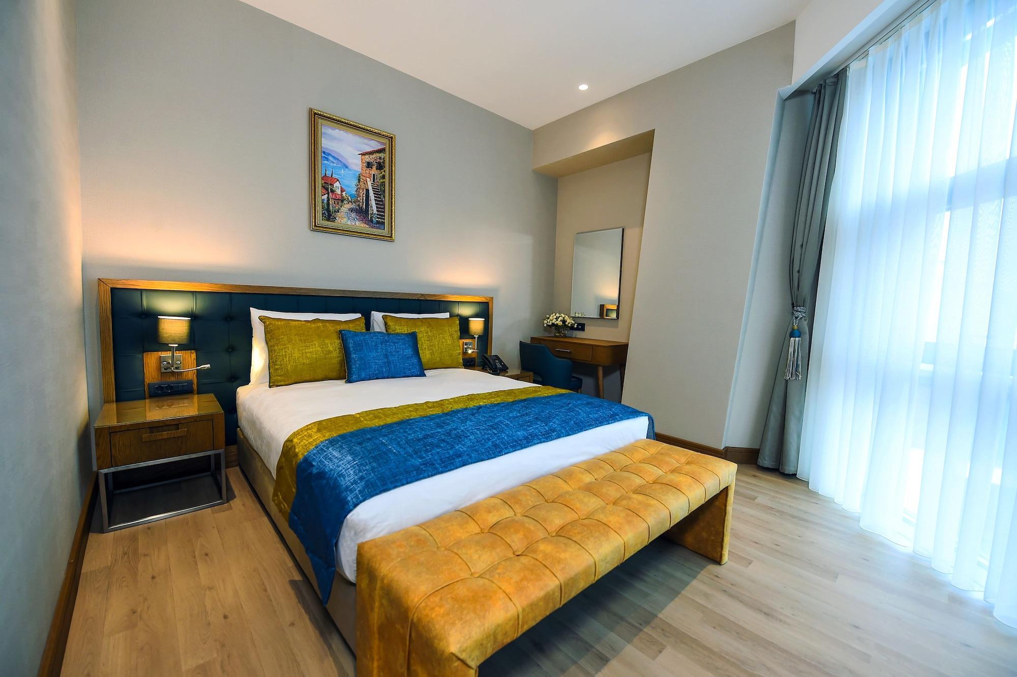Cher Hotel & Spa Taksim Стамбул Экстерьер фото A bedroom at the hotel